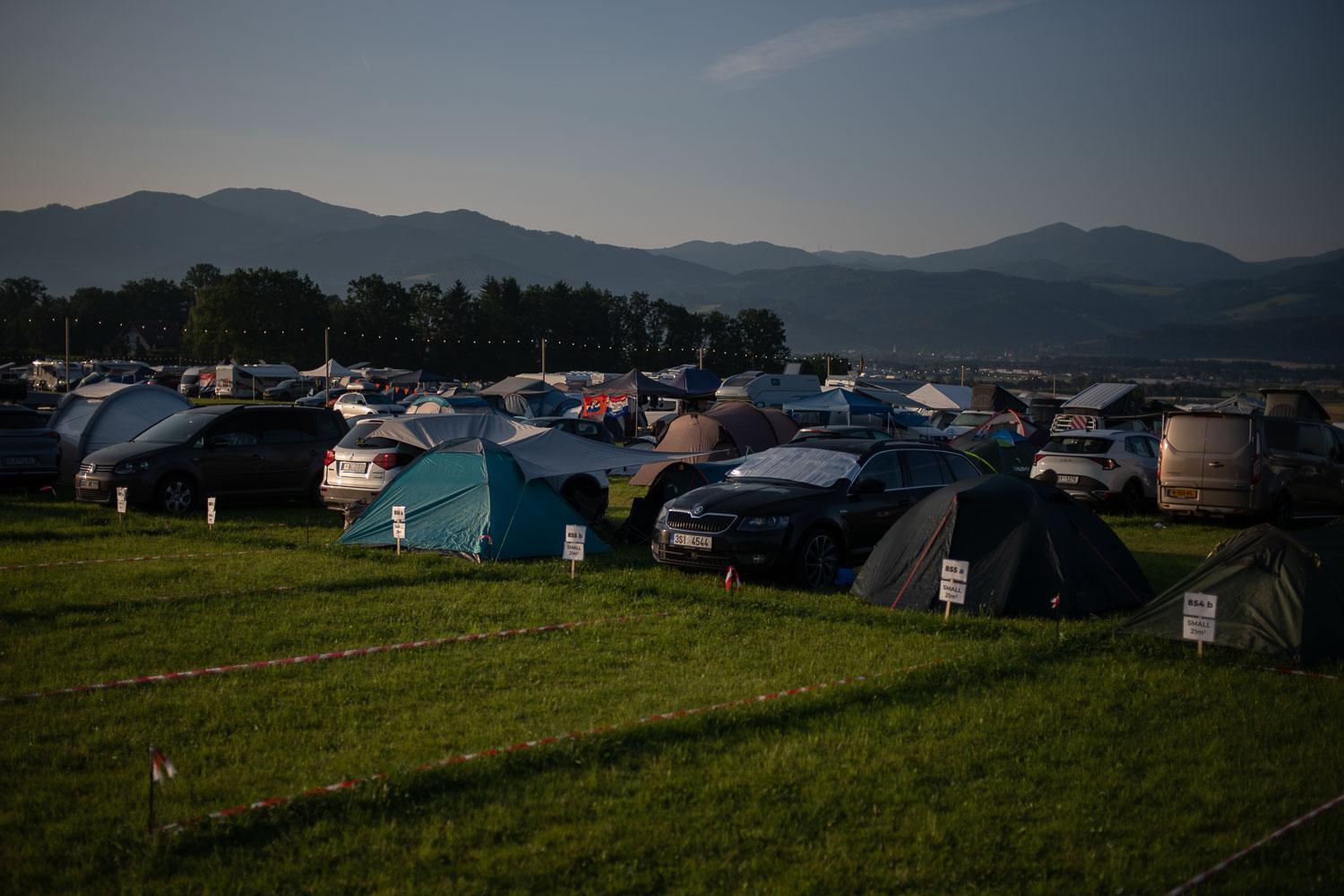 Ring Rast Camping Hotel Spielberg Bei Knittelfeld Bagian luar foto